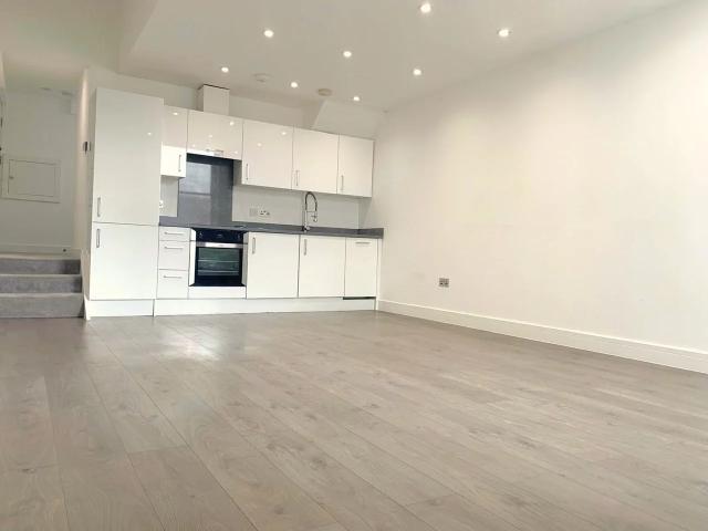 Flat for rent in North Watford, Watford