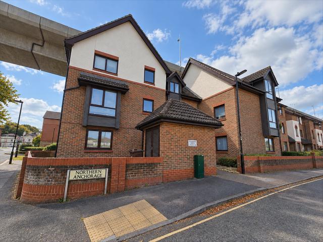 Flat for rent in Crosshouse, Southampton