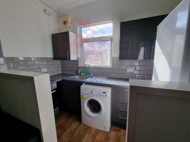 Flat for rent in Beckett Park, Headingley