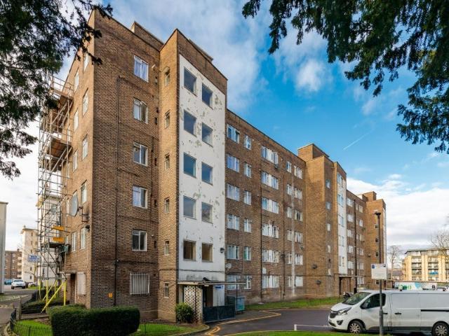Flat for rent in Streatham Hill, Greater London