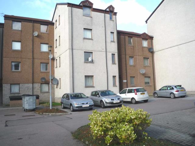 Flat for rent in Ballindoch, Scotland