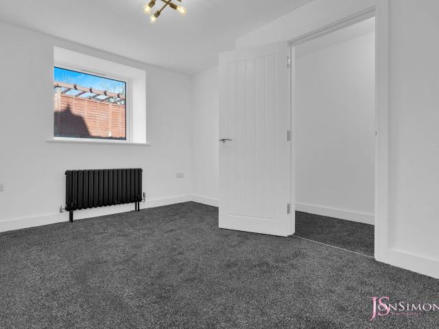 Flat for rent in Irwell Springs, Irwell Vale