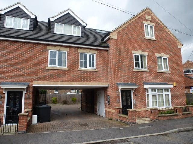Flat for rent in Littleover, East Midlands