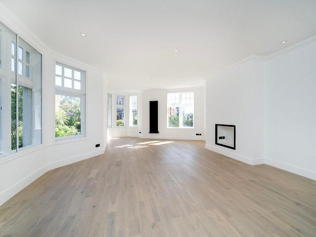 Flat for rent in West Hampstead, West Hampstead