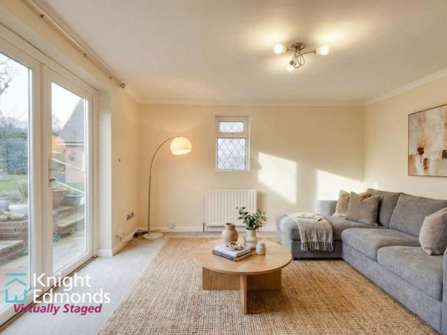Flat for rent in Midway, Kent
