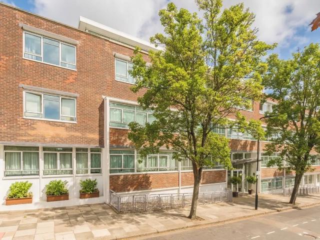 Apartment for rent in London Borough of Ealing, Greater London