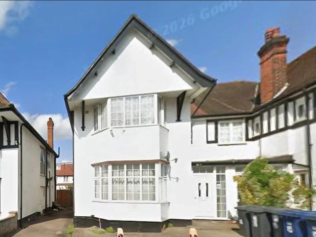 Flat for rent in London Borough of Barnet, Greater London