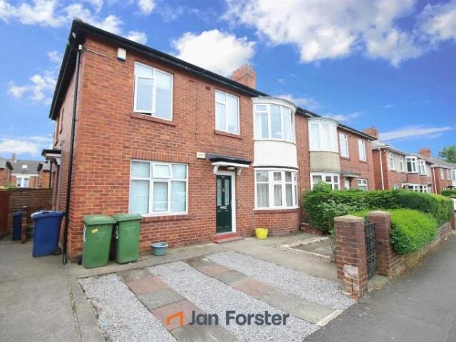 Flat for rent in Heaton, Newcastle upon Tyne