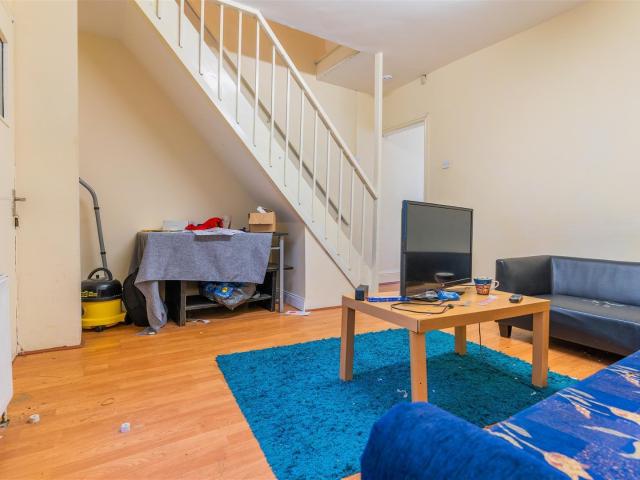 Flat for rent in Stirchley, West Midlands