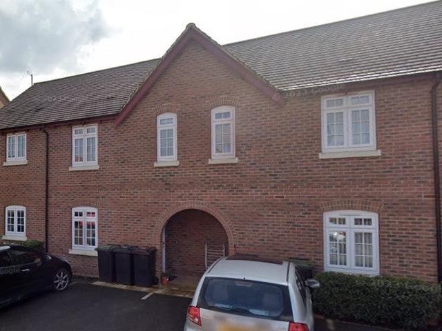Flat for rent in Lower Farm Estates, Camp Hill