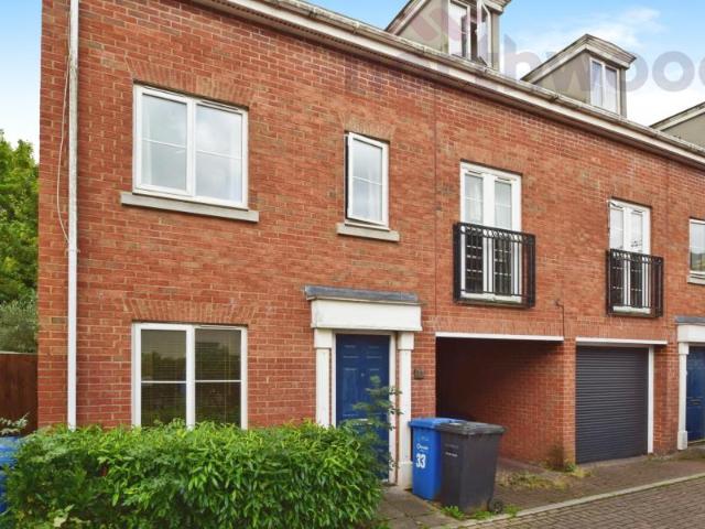 Flat for rent in Mile Cross, East Bank