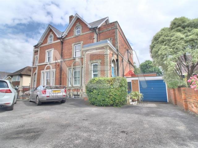 Apartment for rent in Reading