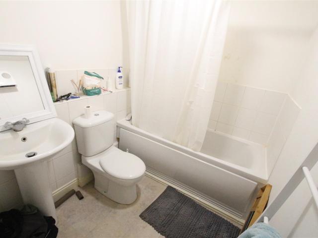 Flat for rent in Far Cotton and Delapre, Far Cotton
