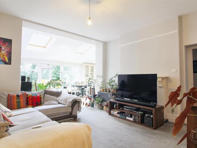 Flat for rent in Falcon Lodge, Wales