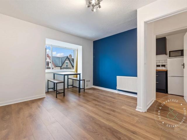 Flat for rent in Falcon Lodge, Wales