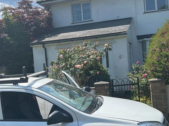Flat for rent in Pontypridd, Wales