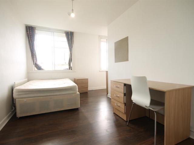 Flat for rent in Wales