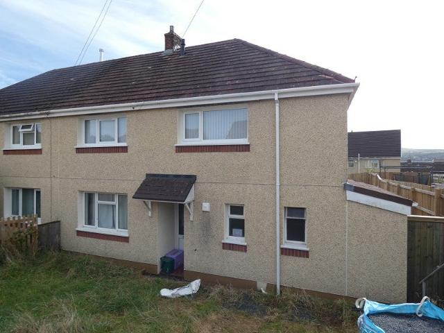 Flat for rent in Blaenhonddan, Neath