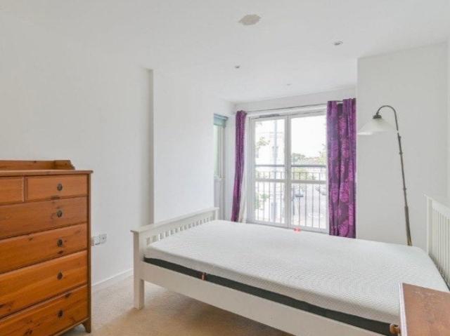 Flat for rent in London Borough of Croydon, Norbury