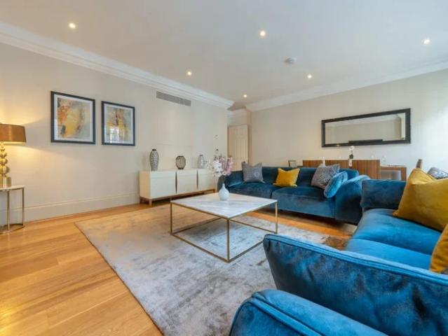 Flat for rent in Mayfair, Mayfair