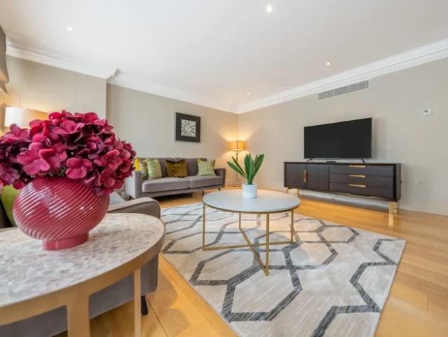 Flat for rent in Mayfair, Mayfair