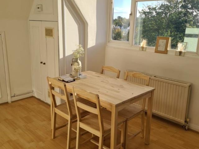 Flat for rent in London Borough of Barnet, Greater London