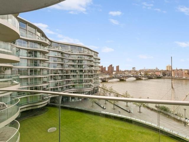 Flat for rent in Battersea, Greater London