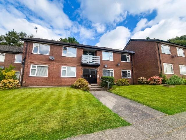 Flat for rent in Heaton Park, Bury
