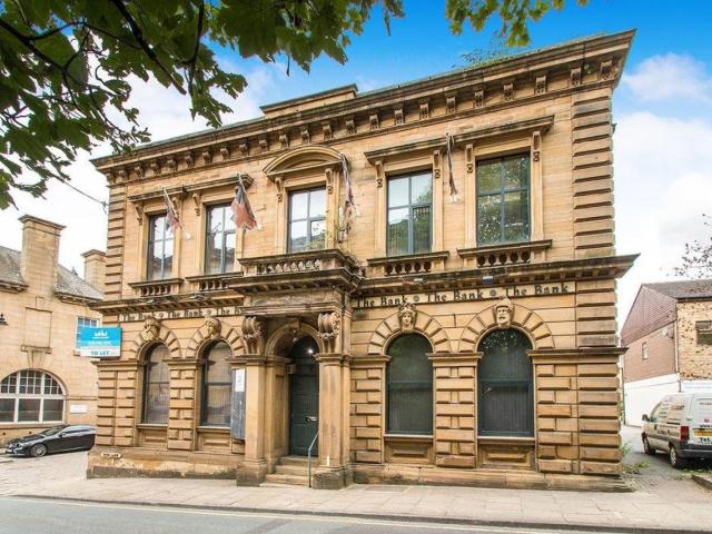 Flat for rent in Batley, West Yorkshire