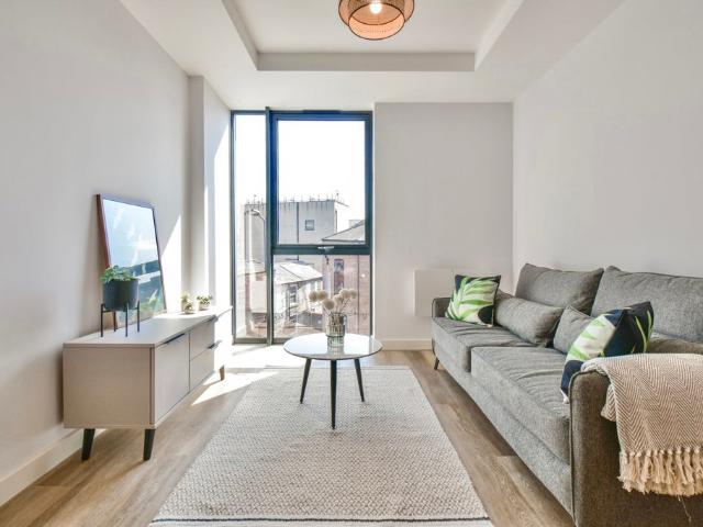 Flat for rent in Warehouse Hill, Leeds