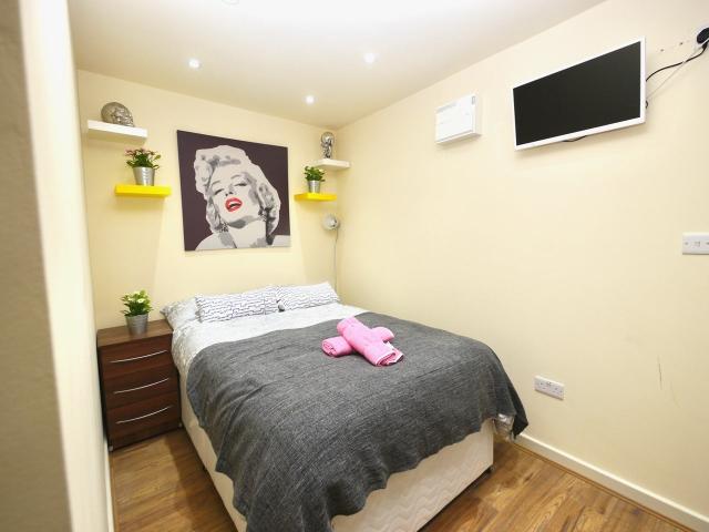 Flat for rent in Willesden Green, Greater London