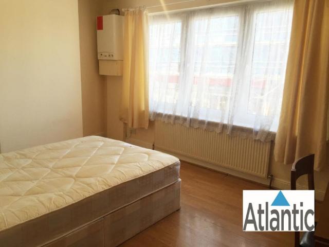 Flat for rent in Leyton, Greater London