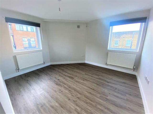 Flat for rent in Black Bourton, Oxfordshire