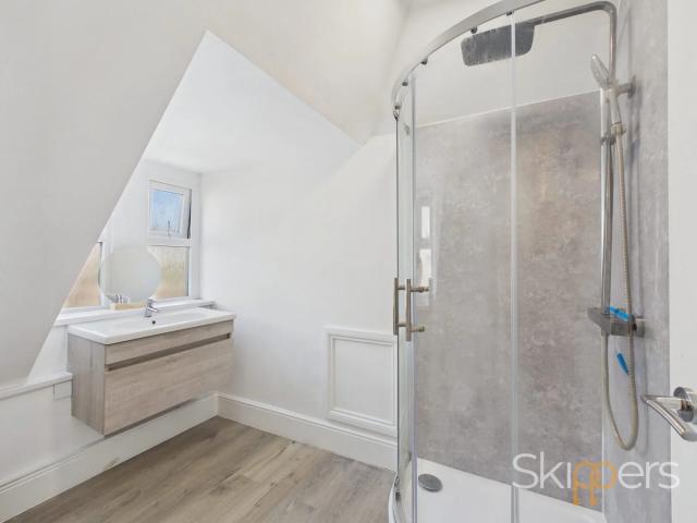 Flat for rent in South Ashford, Ashford