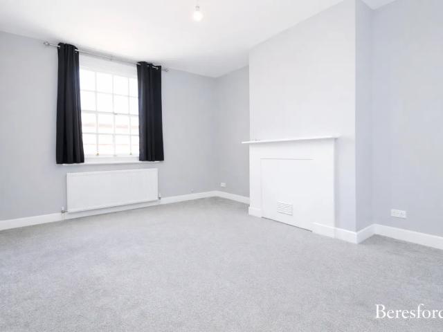 Flat for rent in Navestock Side, Essex