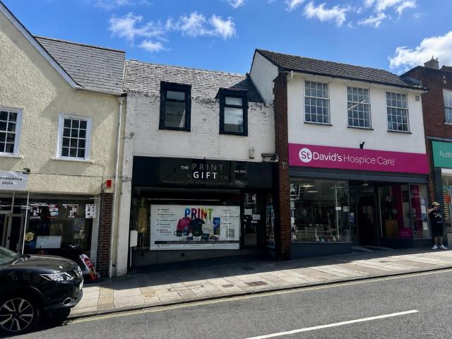 Flat for rent in Deans Hill, Wales