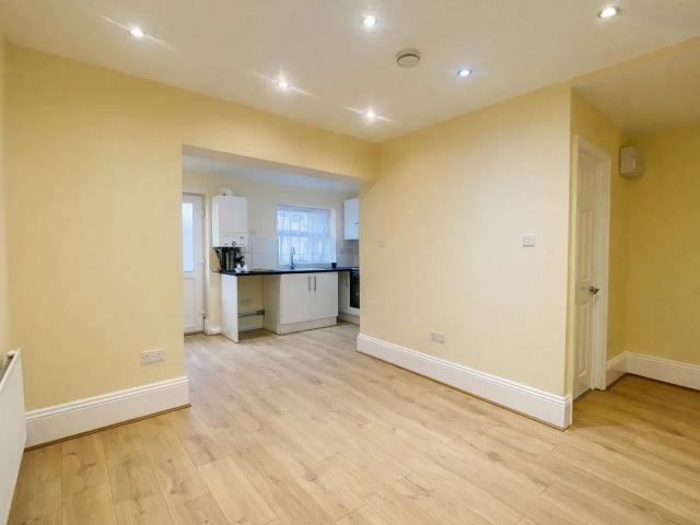 Flat for rent in Cheshunt, Broxbourne