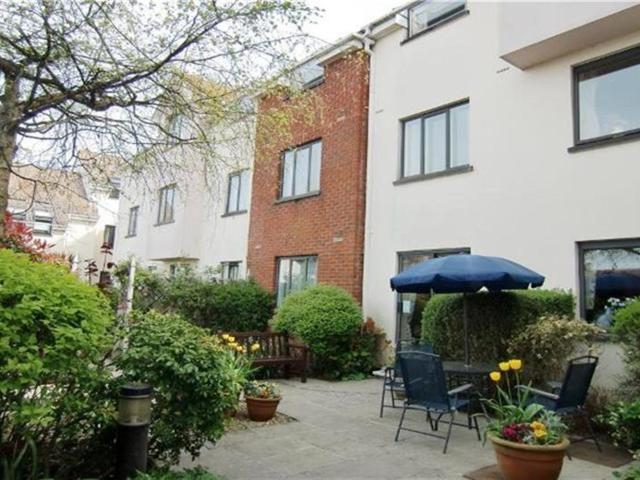 Flat for rent in Littletown, Budlake