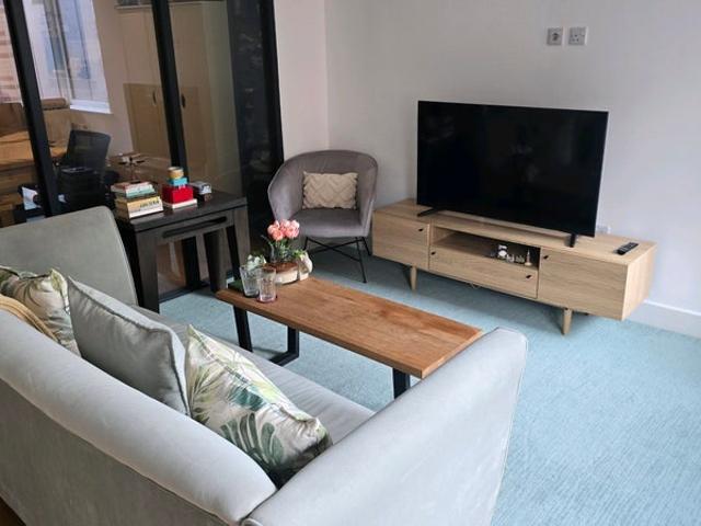 Flat for rent in London Borough of Croydon, Greater London