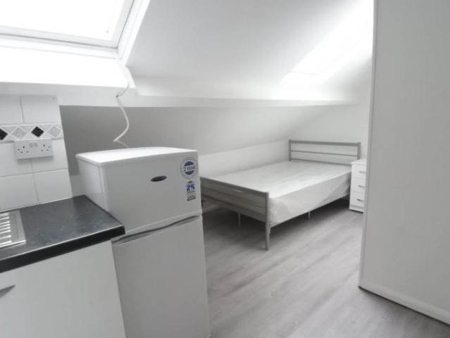 Flat for rent in Harlesden, Greater London