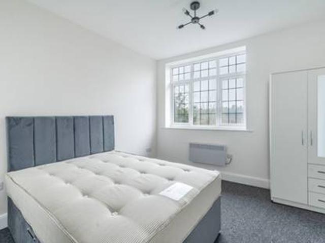 Flat for rent in Bushey