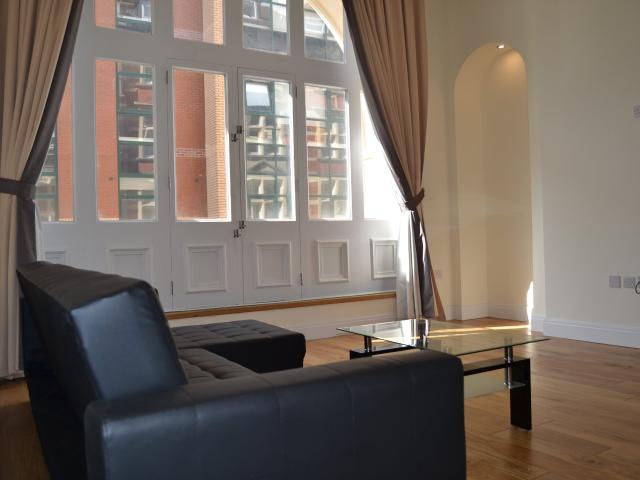 Flat for rent in Stow Hill, Wales