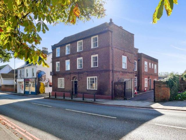 Flat for rent in Gillingham