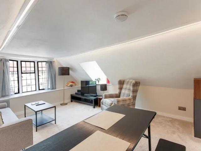 Flat for rent in Sevenoaks, The Butts