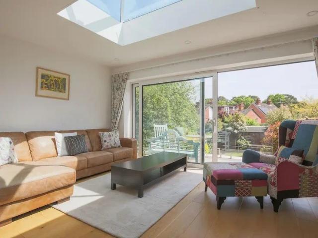 Flat for rent in Sunninghill and Ascot, Sunninghill
