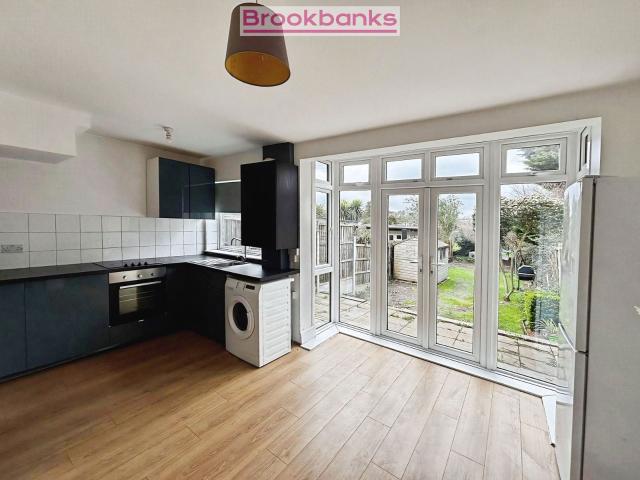 Flat for rent in Swanley, The Butts