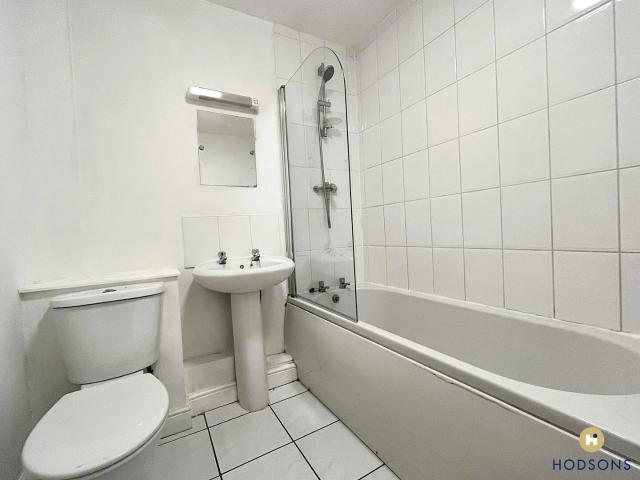 Flat for rent in Crofton, West Yorkshire