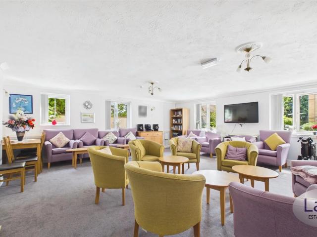 Flat for rent in Broxbourne, Hertfordshire