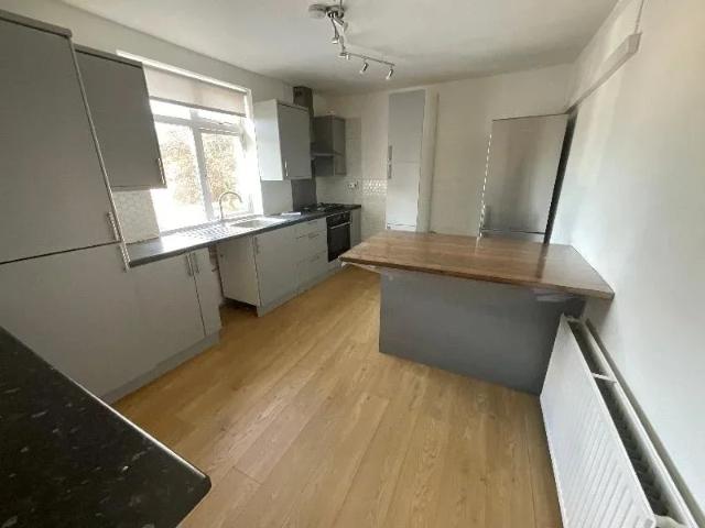 Flat for rent in Iver