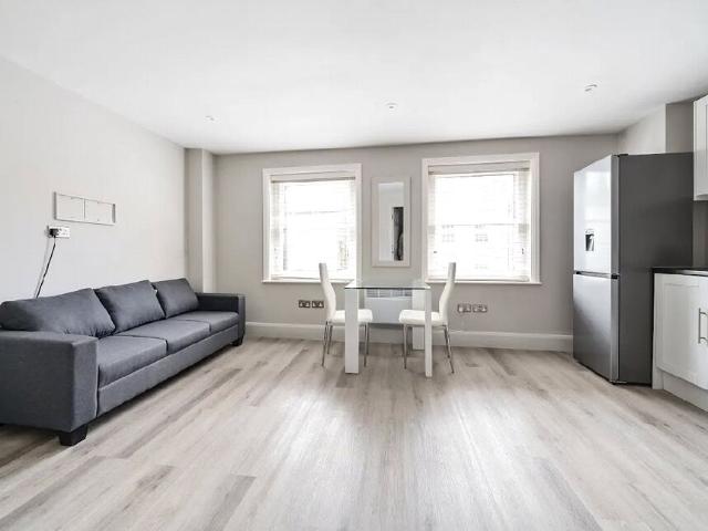 Flat for rent in Clewer Village, Windsor